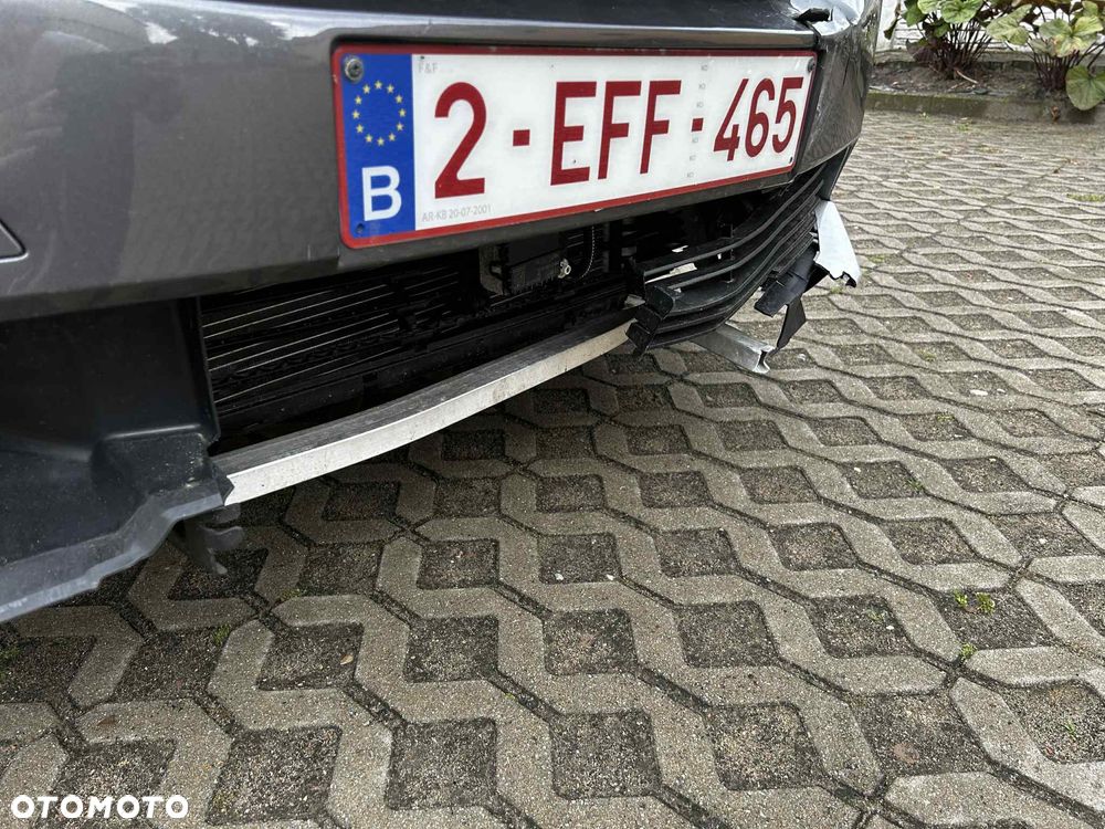 Peugeot 5008 1.5 BlueHDi GT S&S EAT8 - 38