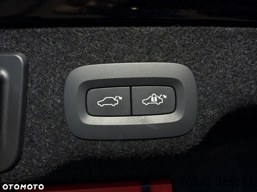 Volvo S90 - 33