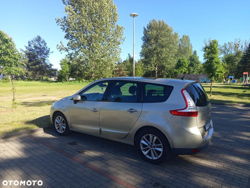Renault Scenic 1.9 dCi Bose Edition - 2