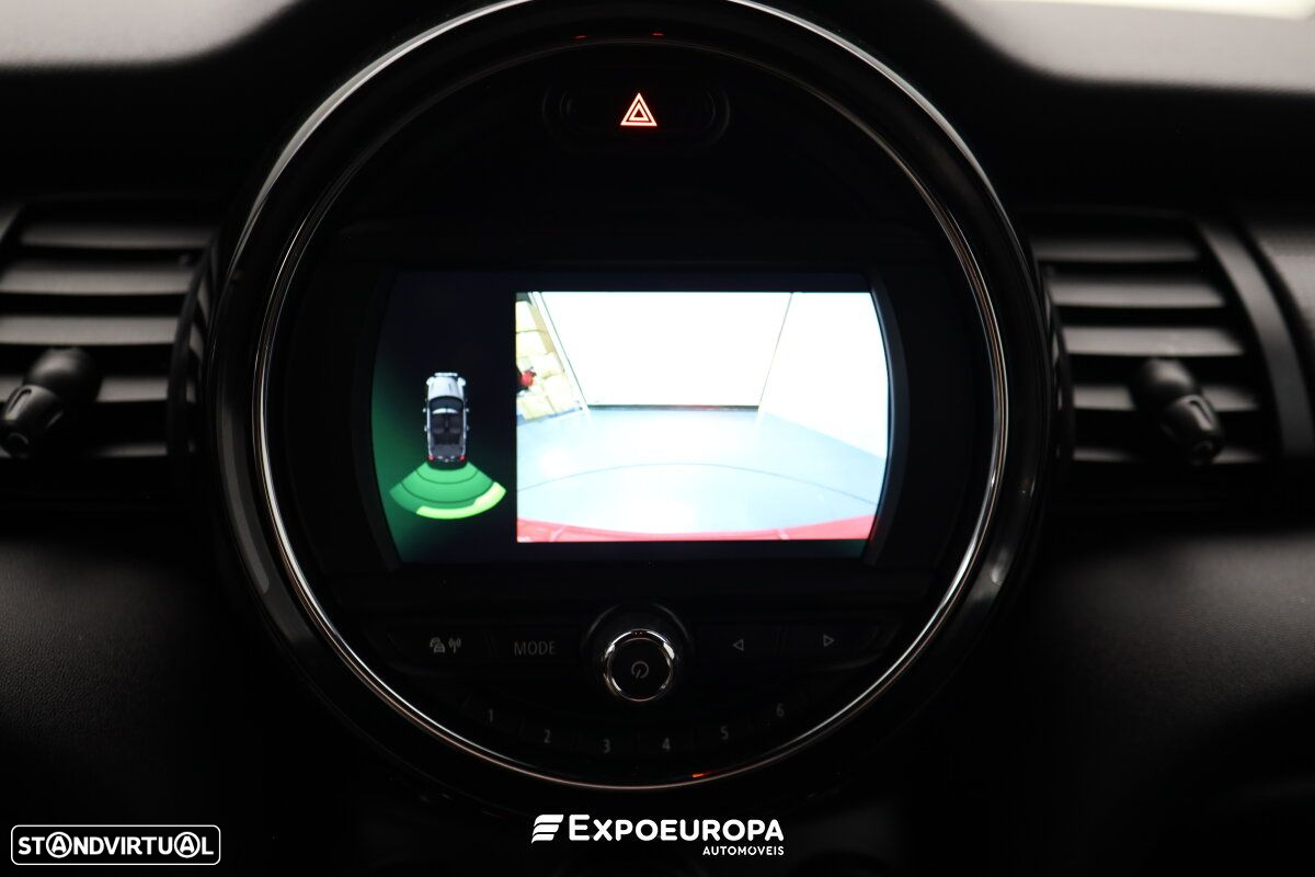 MINI 3 Portas Cooper Premium JCW Auto - 16