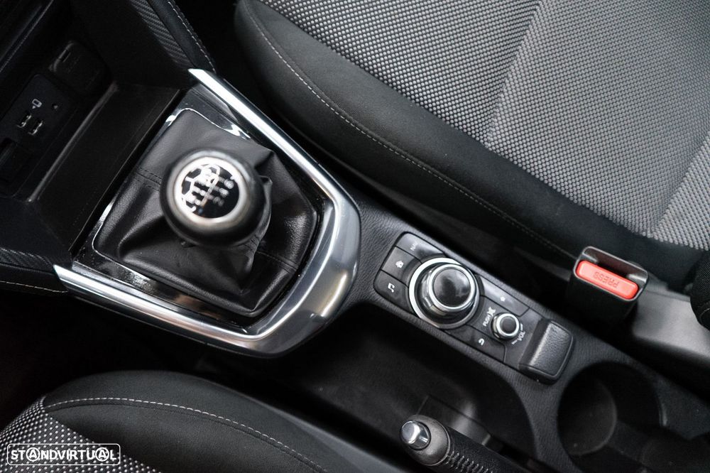 Mazda 2 1.5 Sky.Evolve Navi - 23