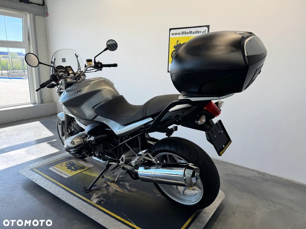 BMW R - 6