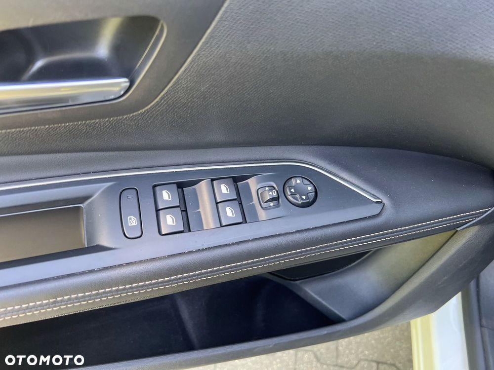 Peugeot 5008 1.5 BlueHDi GT S&S EAT8 - 12