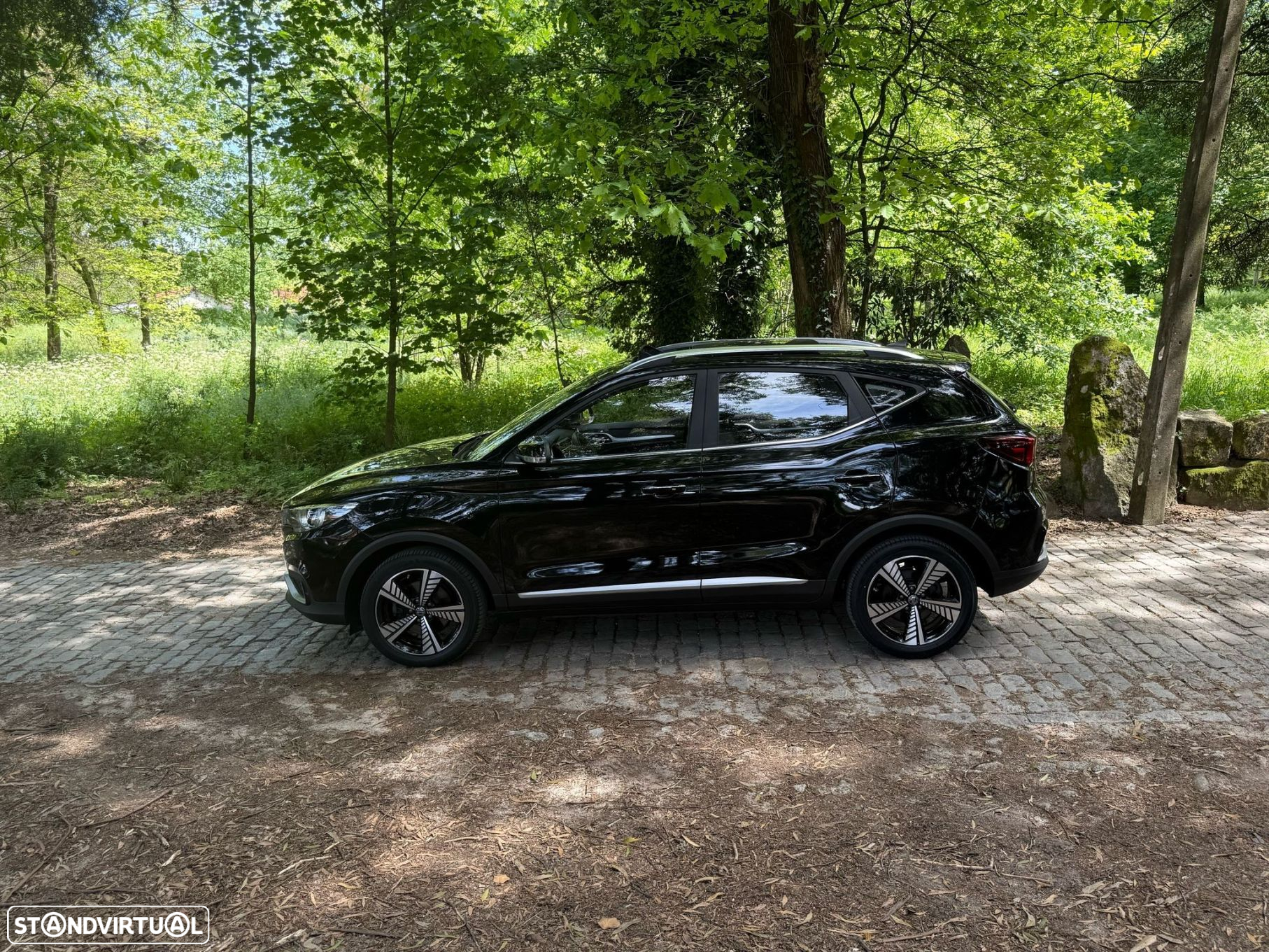 MG ZS EV 44.5 kWh Luxury - 18