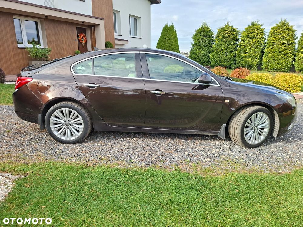 Opel Insignia - 10