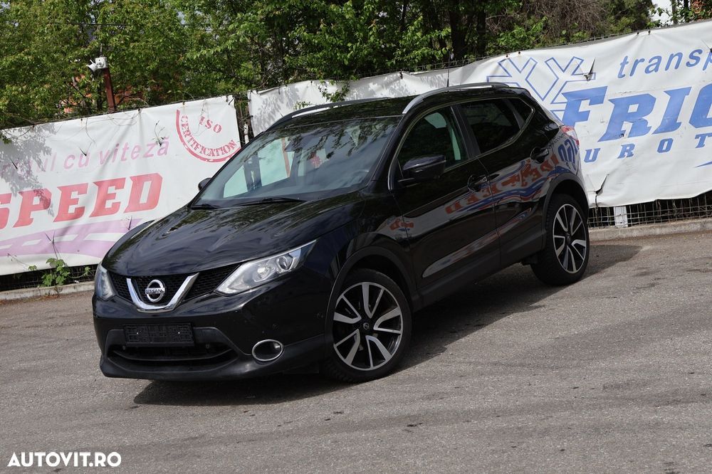 Nissan Qashqai 1.6 DCI Xtronic TEKNA+ - 4