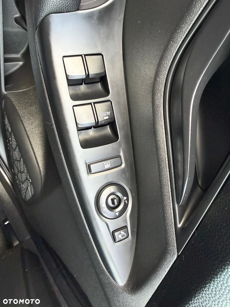Hyundai ix20 - 15