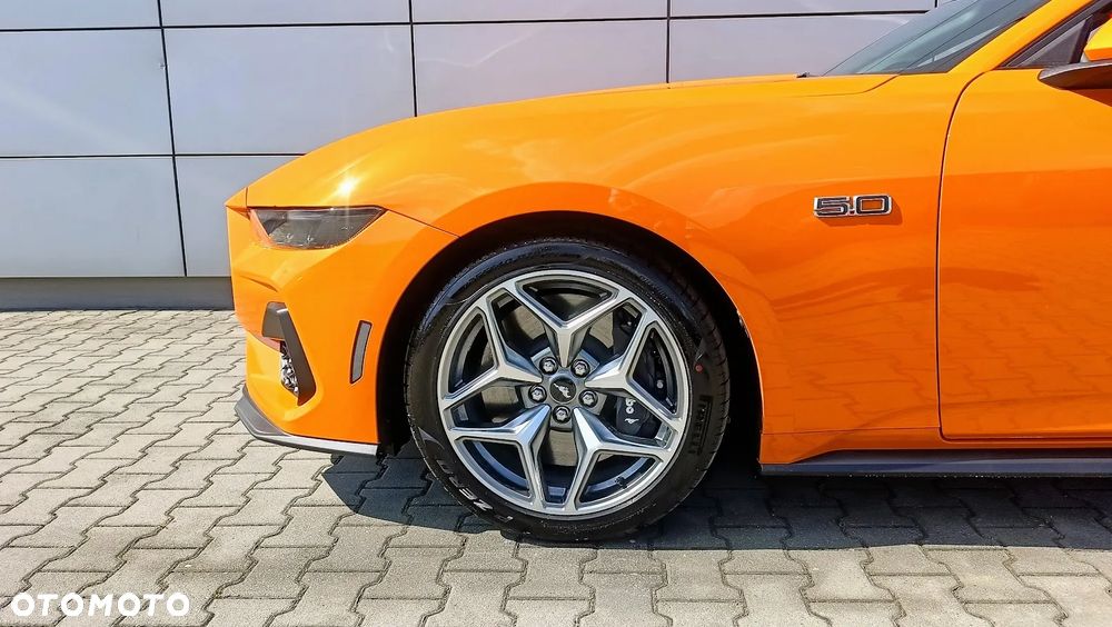 Ford Mustang - 27