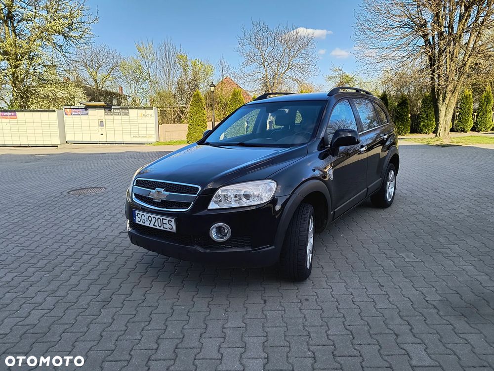 Chevrolet Captiva 2.4 4WD 7 Sitzer LT - 2