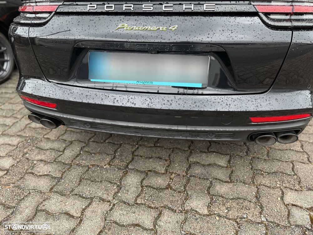 Porsche Panamera Sport Turismo 4 E-Hybrid - 14