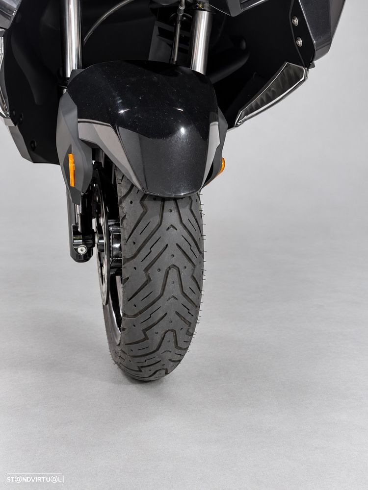 BMW C 400 GT - 13