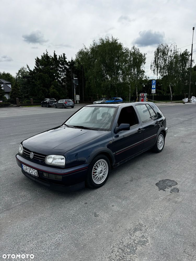 Volkswagen Golf 1.9 GTD TD - 1