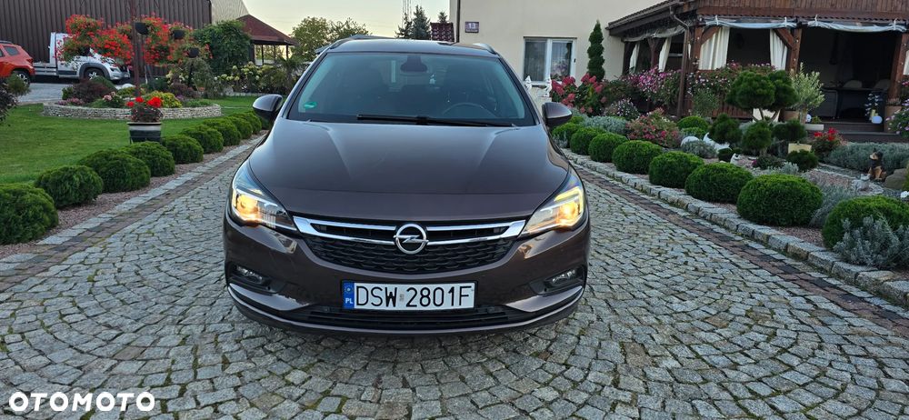 Opel Astra 2017 photo 3