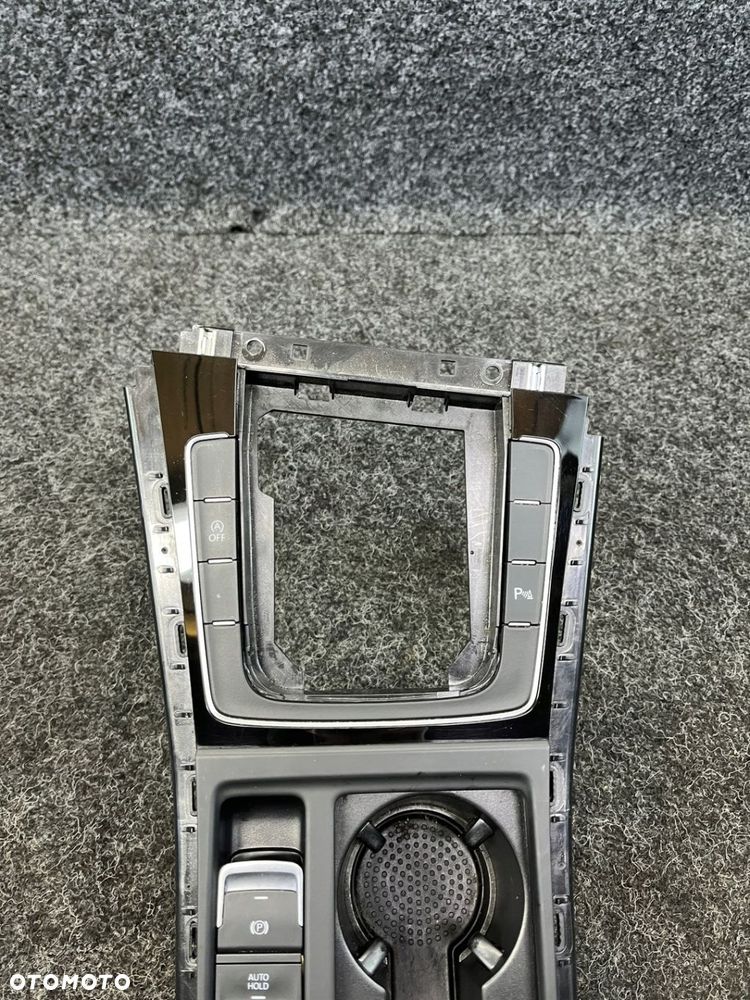 vw golf VII tunel środkowy uchwyt na kubki 5G1864263 5G1863245F - 6