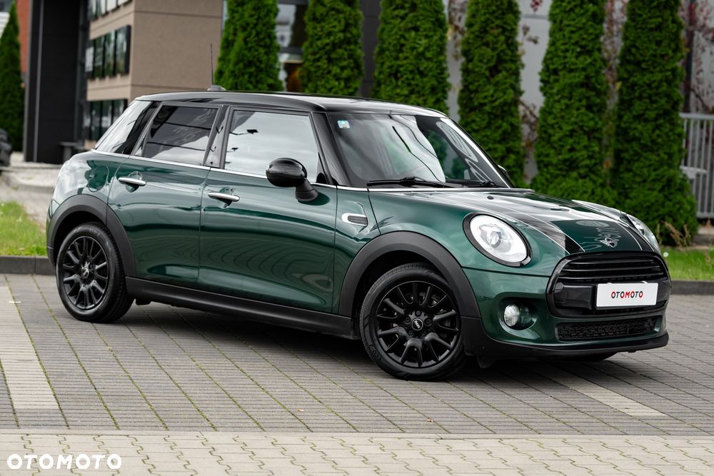 MINI Cooper Standard - 3