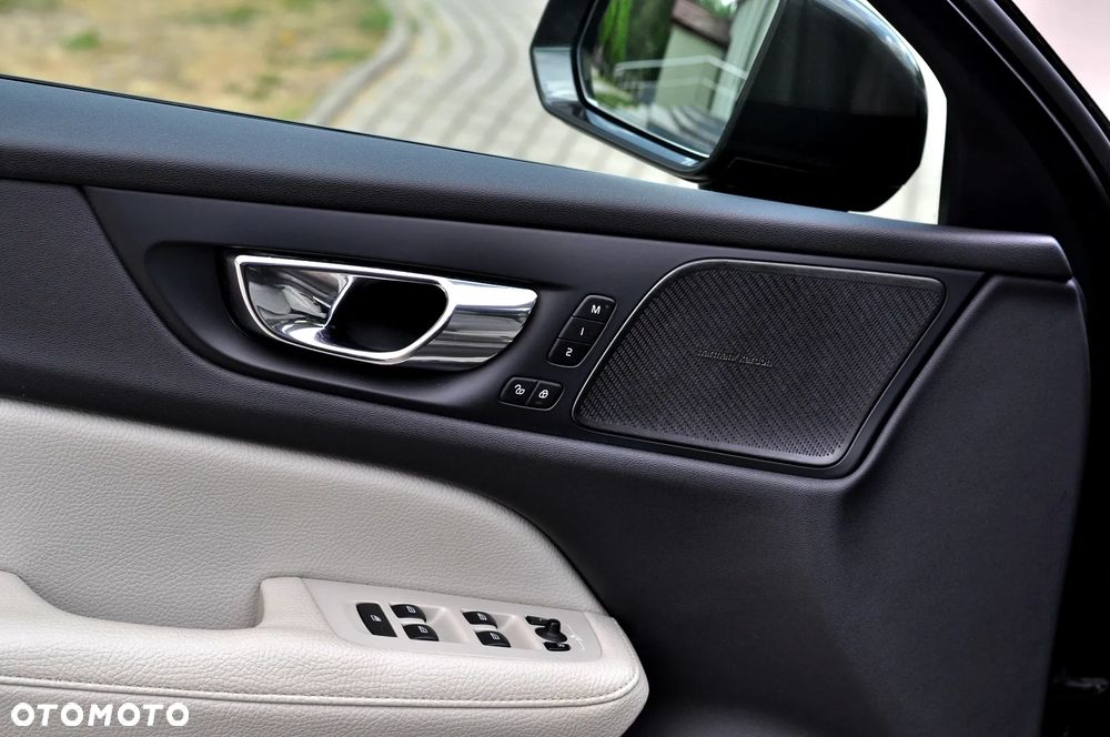 Volvo V60 Cross Country D4 Geartronic Pro - 18