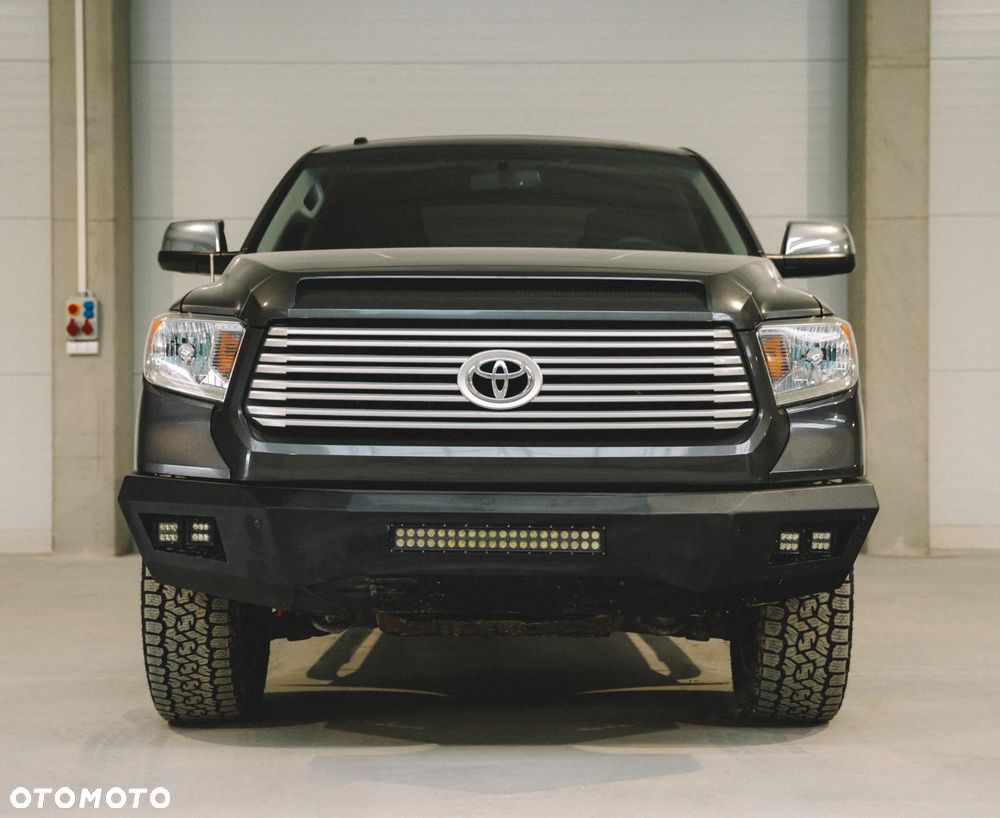 Toyota Tundra - 1