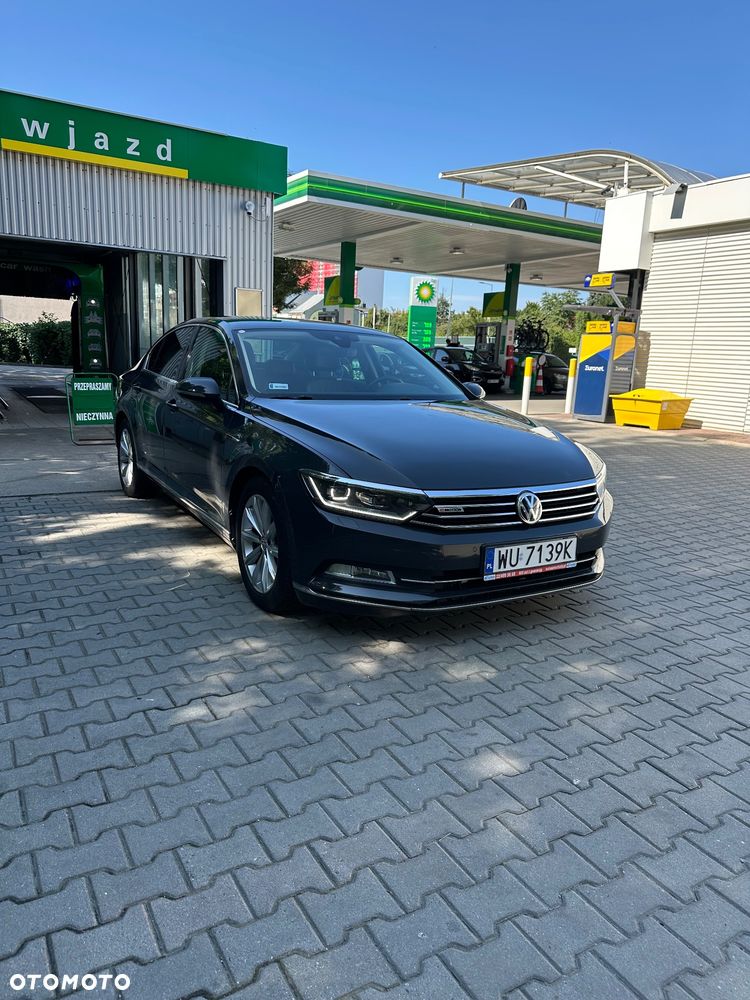 Volkswagen Passat - 8
