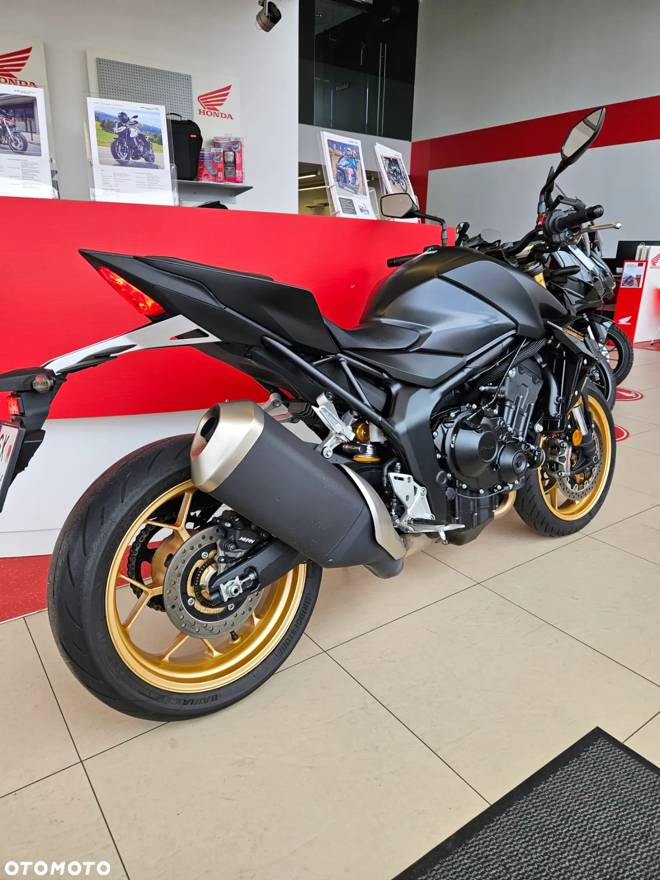 Honda CB - 18