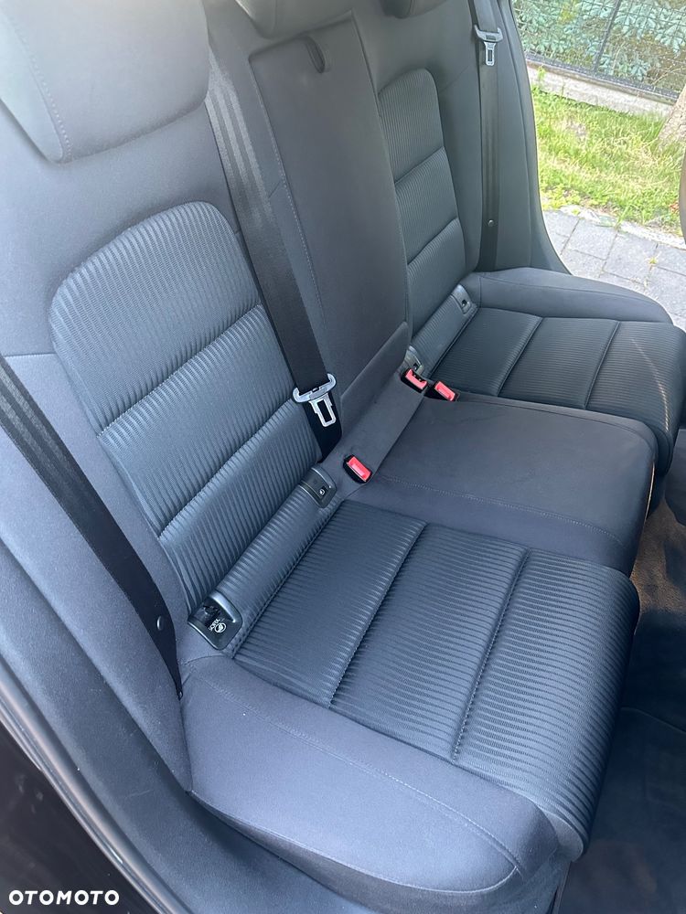 Audi A4 Avant 2.0 TDI S tronic - 13