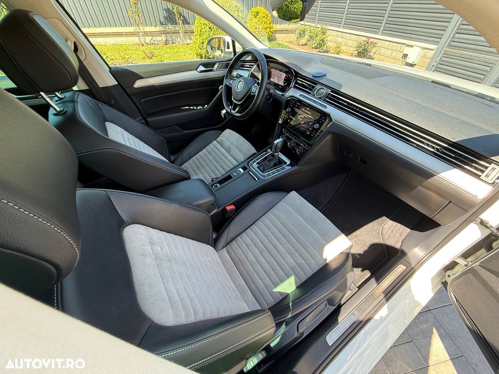 Volkswagen Passat 2.0 TDI DSG (BlueMotion Technology) Highline - 11