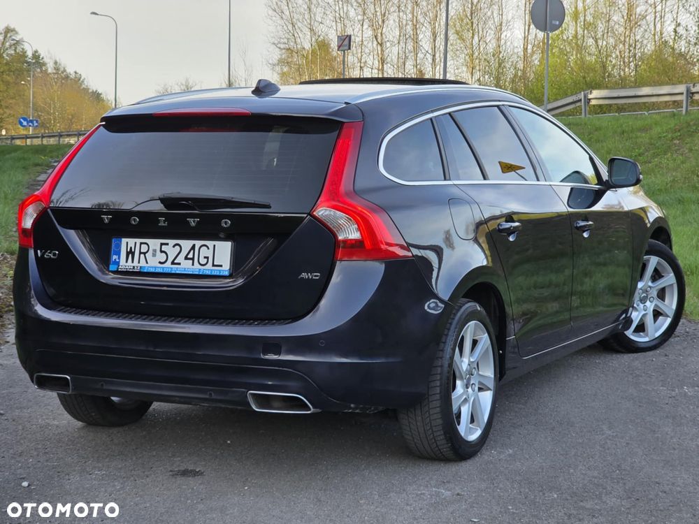 Volvo V60 D4 AWD Geartronic Ocean Race - 6
