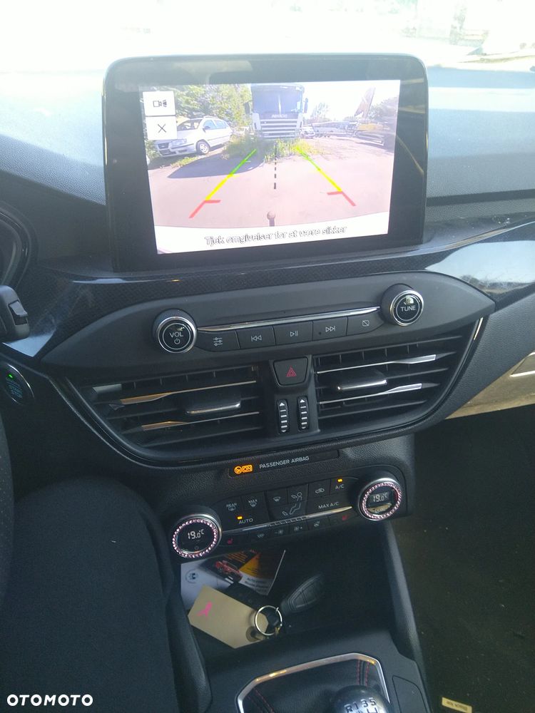 Ford Focus - 22