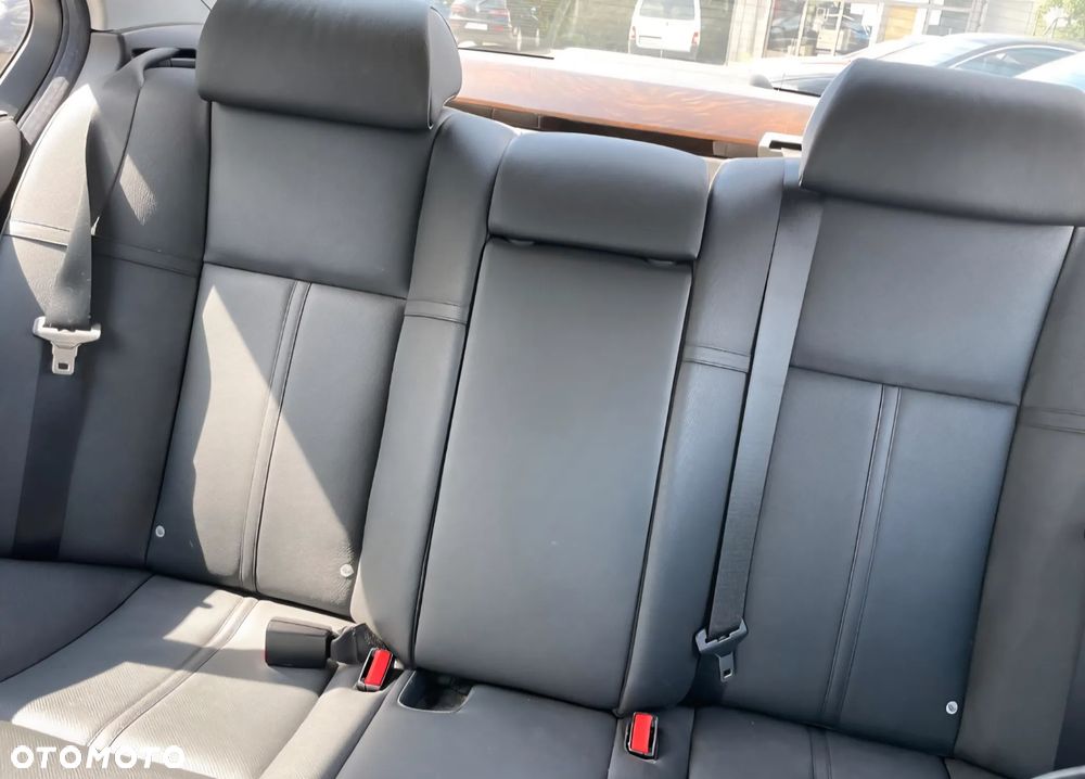 BMW Seria 7 750i - 18