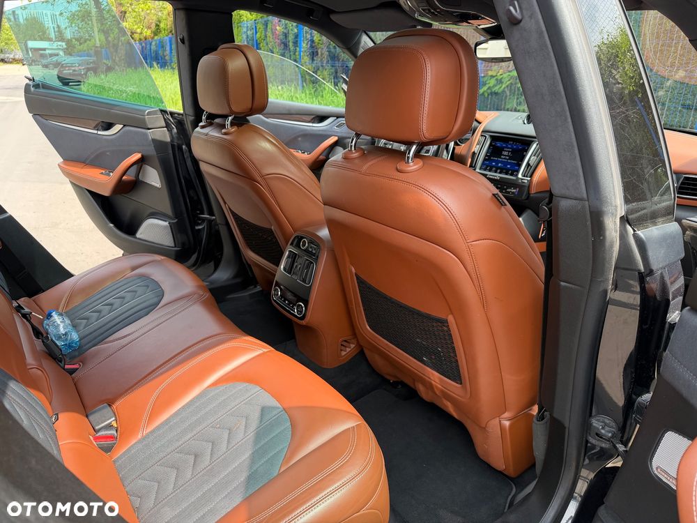 Maserati Levante S Q4 - 10
