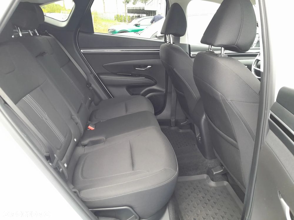 Hyundai Tucson 1.6 T-GDi Smart 2WD - 24