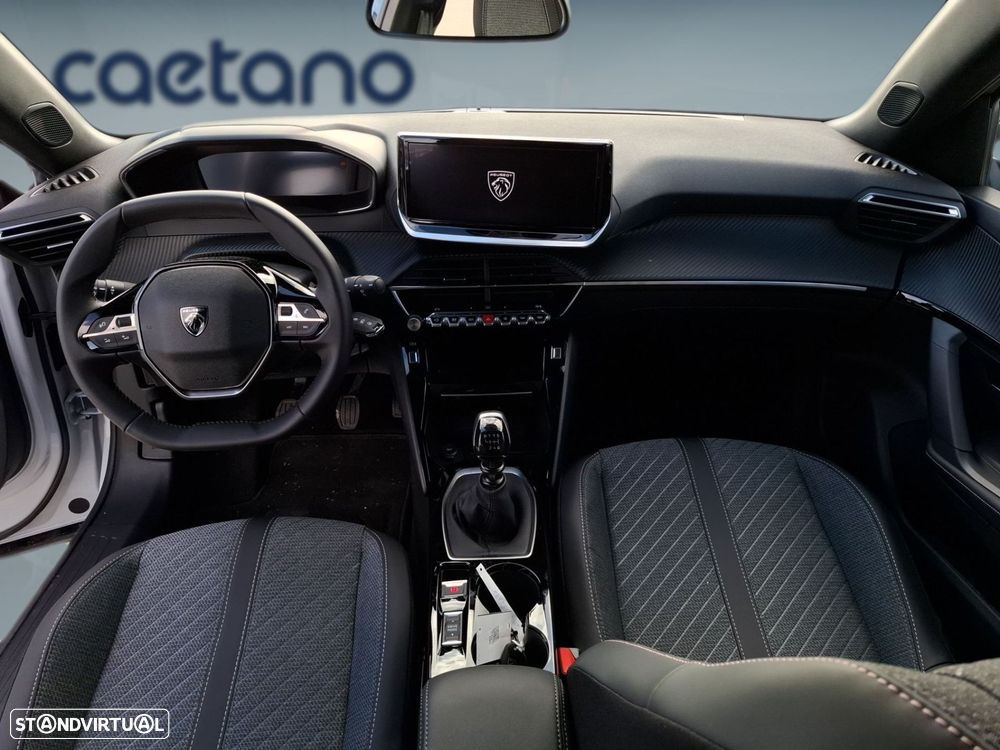 Peugeot 2008 1.2 Allure - 12