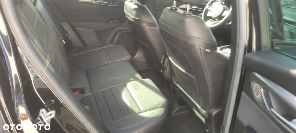 Alfa Romeo Tonale 1.5 T4 GSE mHEV Veloce DCT - 11