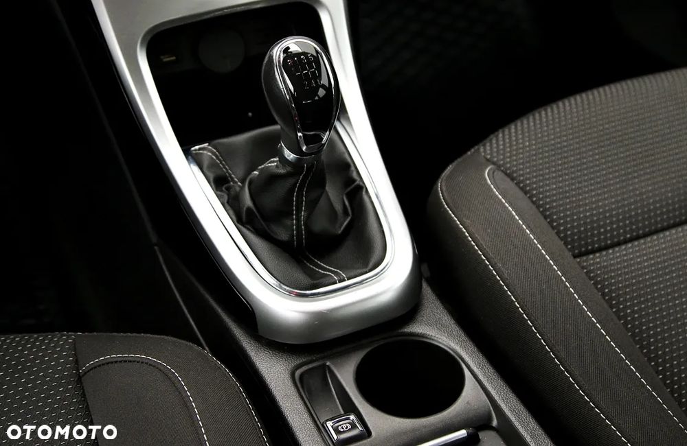 Opel Astra 1.4 T Enjoy - 27