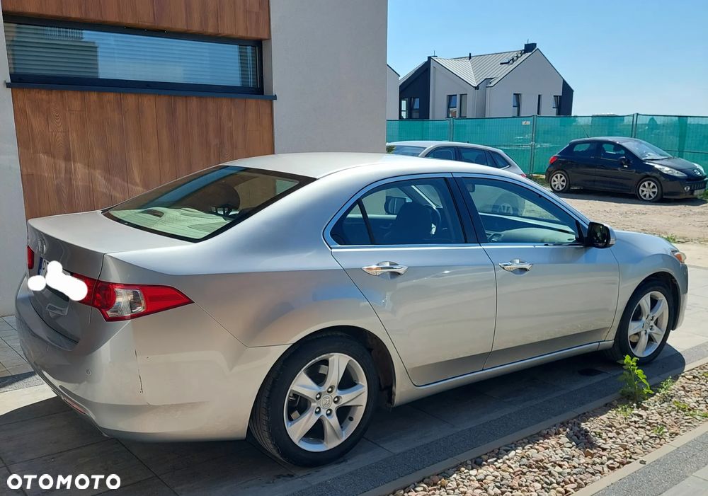 Honda Accord 2.2d Executive Nav - 2