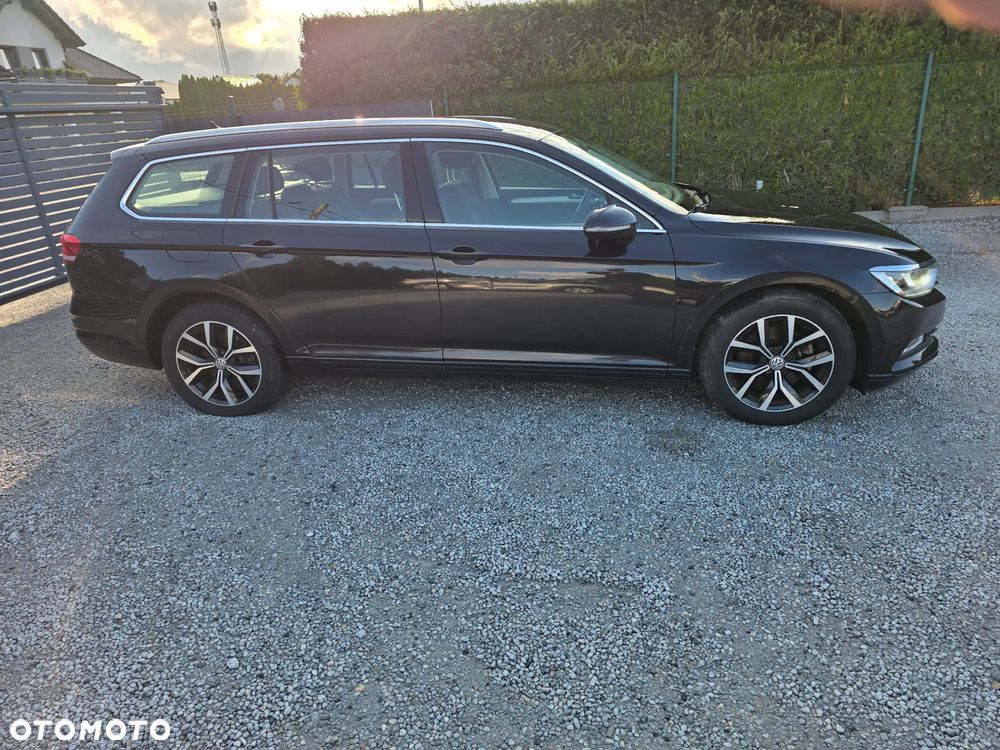 Volkswagen Passat 1.6 TDI SCR DSG Comfortline - 11