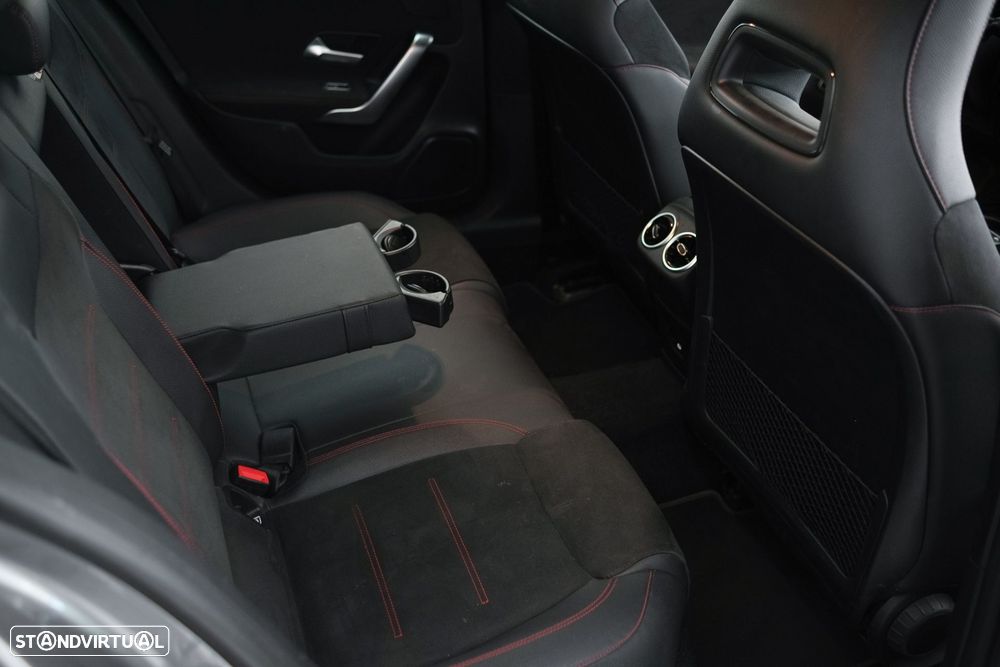 Mercedes-Benz A 250 e - 25