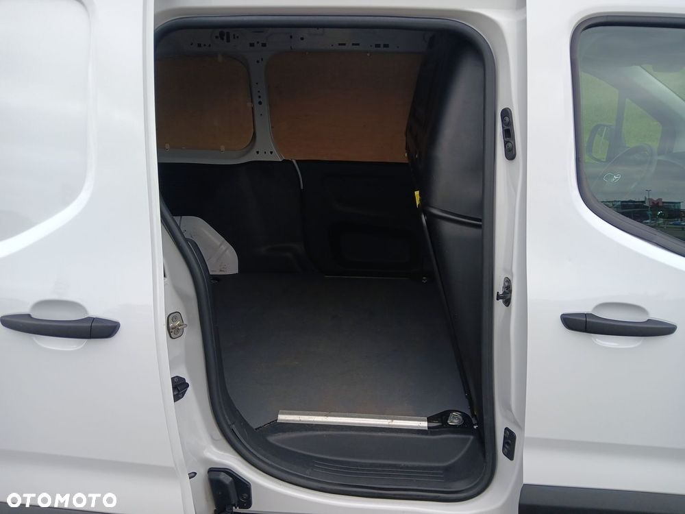 Toyota PROACE CITY - 39