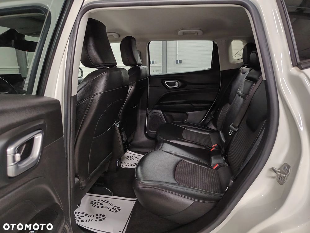 Jeep Compass 1.3 T4 4xe Automatik Limited - 23