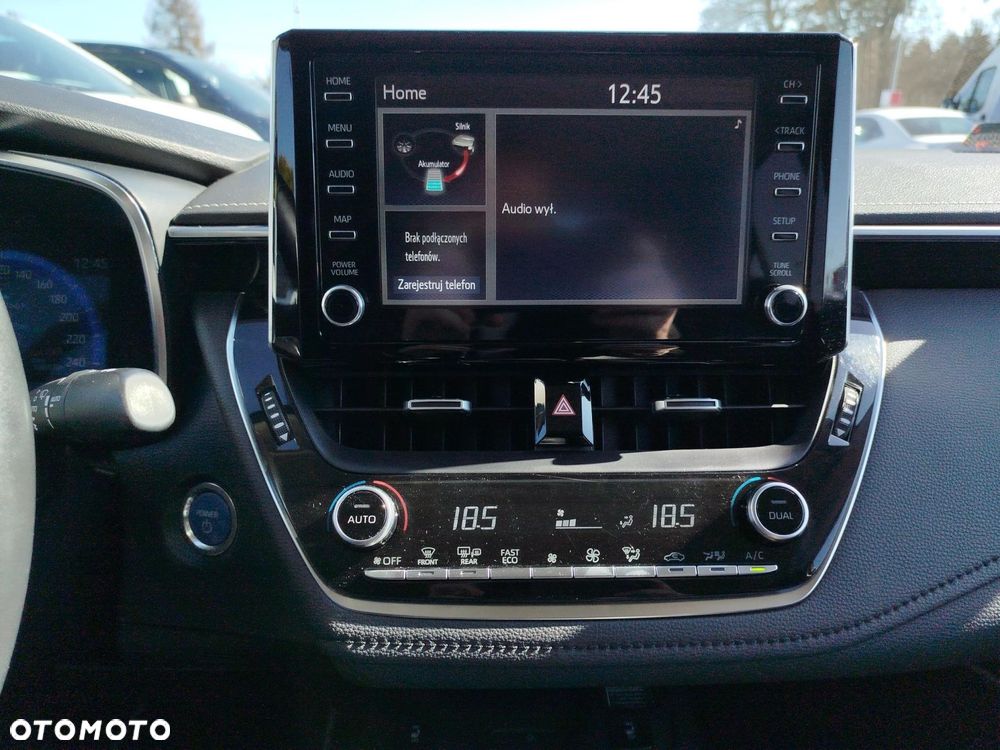 Toyota Corolla 1.8 Hybrid Executive - 13