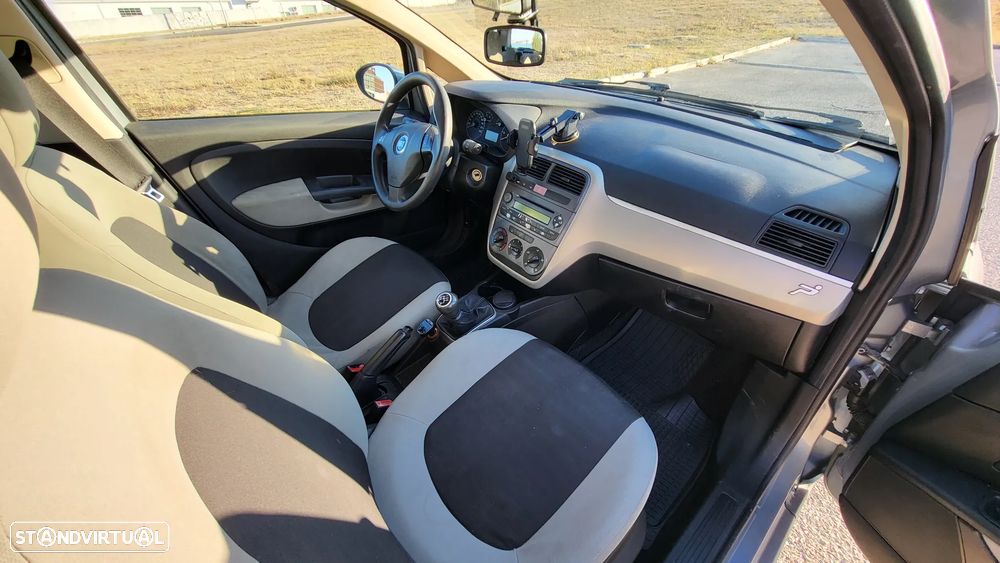 Fiat Grande Punto 1.2 Active - 11