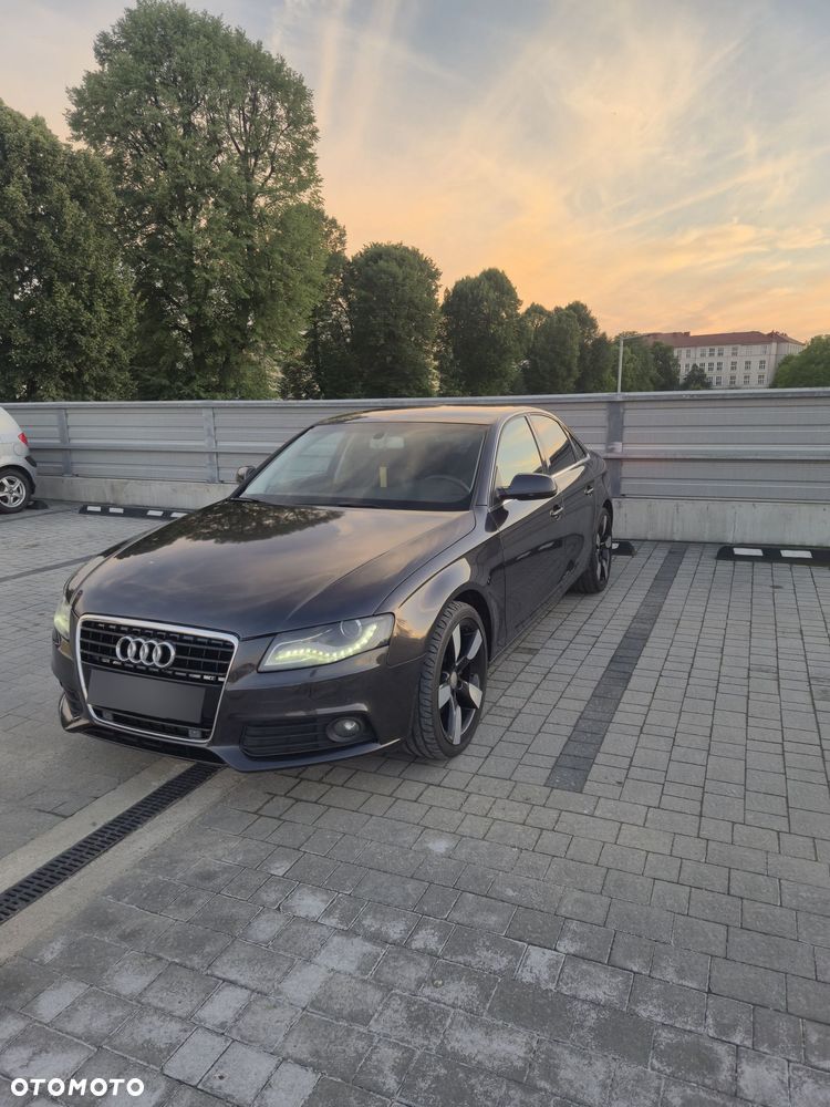 Audi A4 Limousine 2.0 TDI Limited Edition - 23