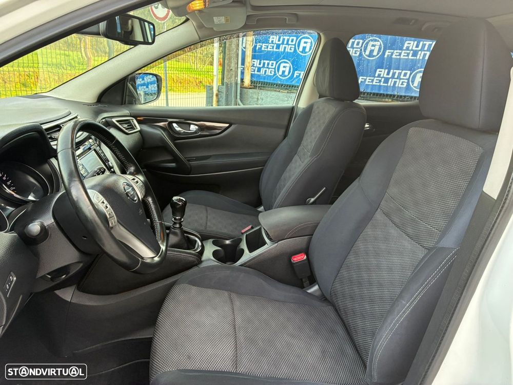 Nissan Qashqai 1.5 dCi N-Connecta - 17