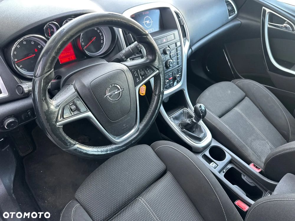 Opel Astra 1.4 Turbo Cosmo - 17