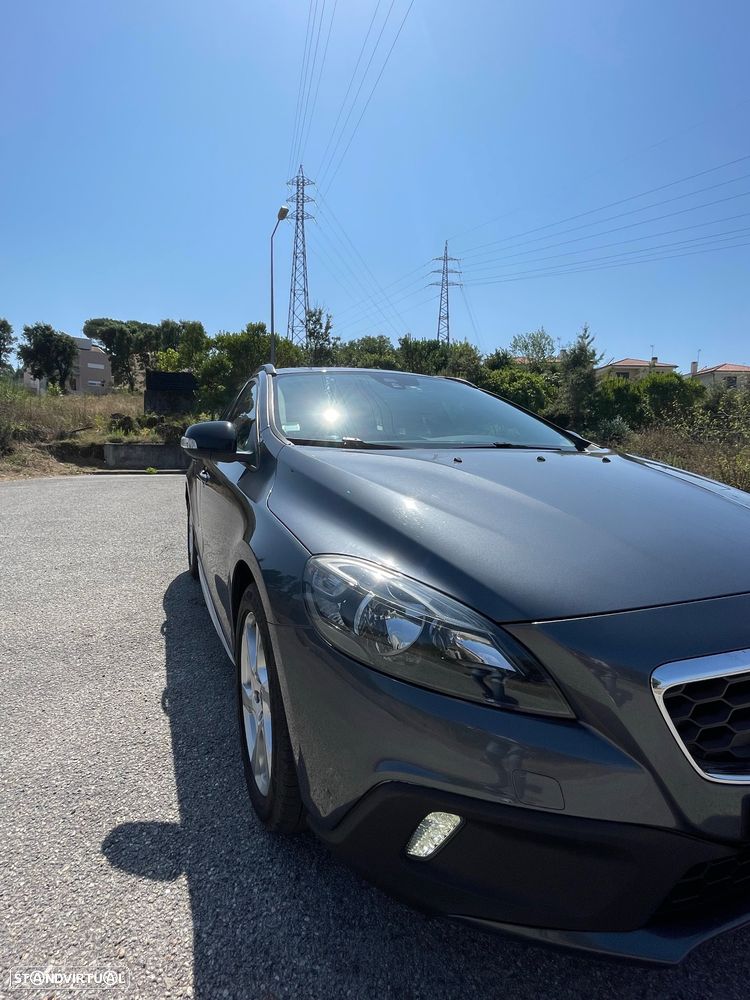Volvo V40 Cross Country 1.6 D2 Kinetic Powershift - 2