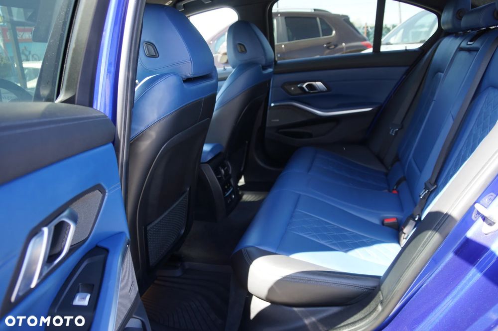 BMW Seria 3 330i xDrive M Sport sport - 35