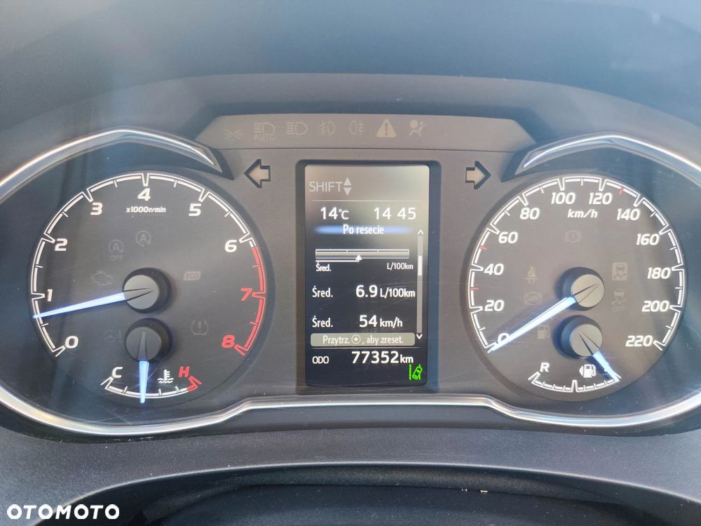 Toyota Yaris 1.5 Premium - 23