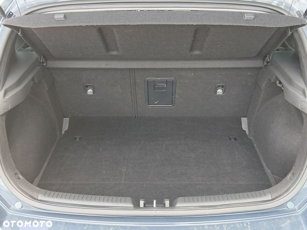 Hyundai i30 1.5 T-GDI 48V Smart DCT - 32