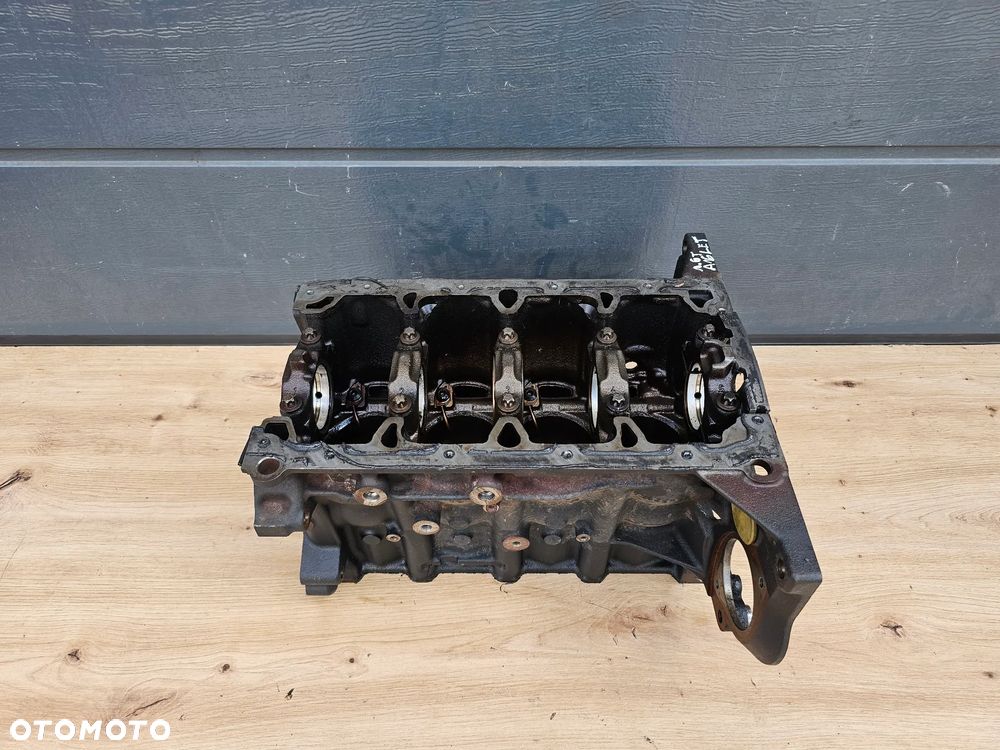 BLOK SILNIKA OPEL ASTRA J INSIGNIA A ZAFIRA C 1.6 TURBO A16LET 55567858 - 1