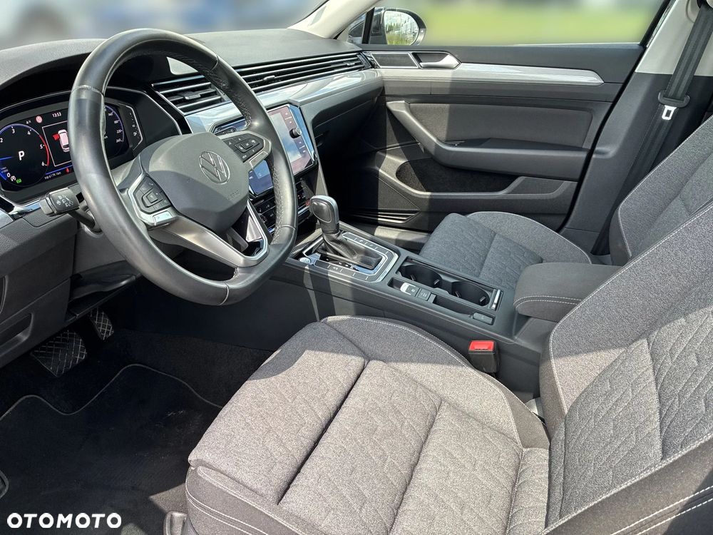Volkswagen Passat 2.0 TDI EVO Business DSG - 12
