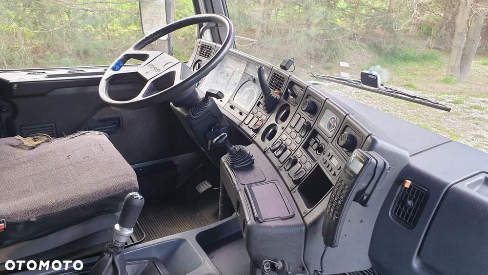 Scania 143M V8 500 km 3-Osiowa - 10